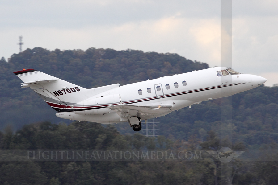 Raytheon Hawker 800XP N870QS