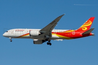 Hainan Airlines Boeing 787-8 B-2723 - Los Angeles Int'l Airport