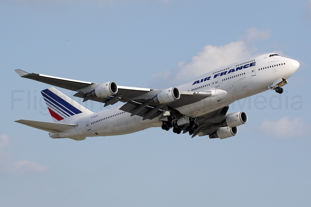 Air France Boeing 747-428 F-GITI