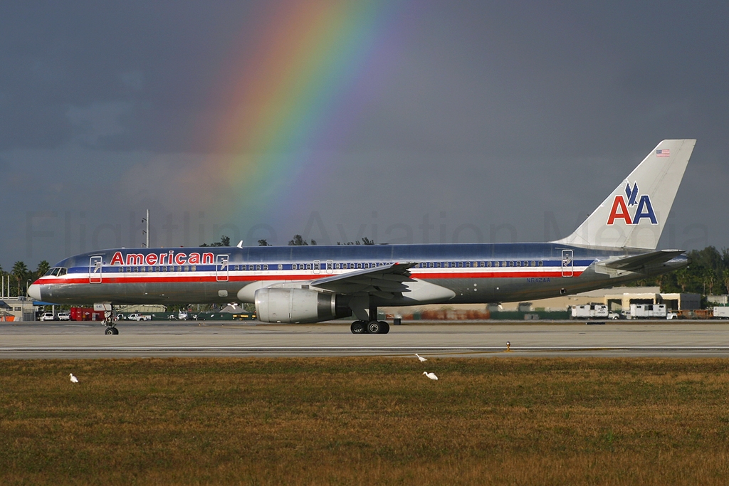 American Airlines Boeing 757-223 N642AA