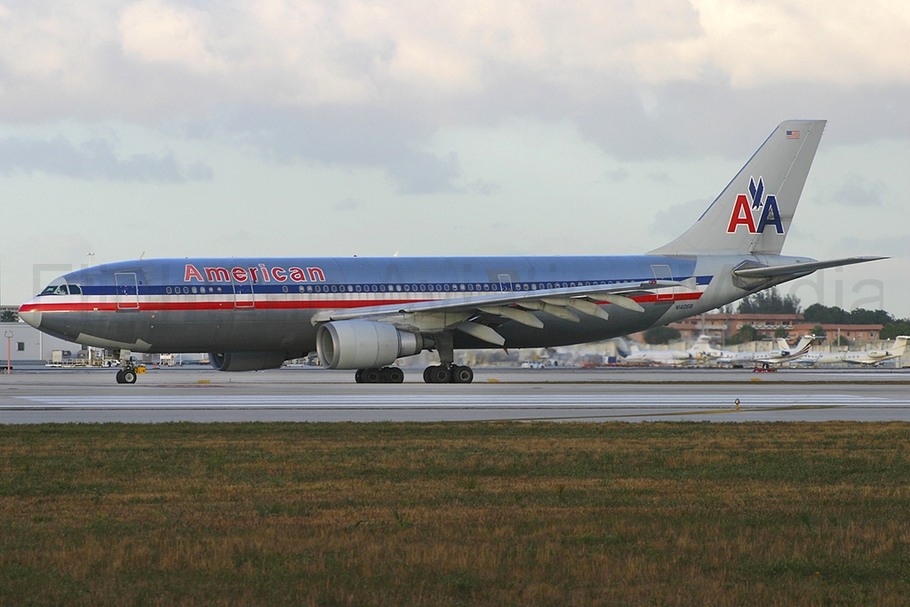 American Airlines Airbus A300 N14069