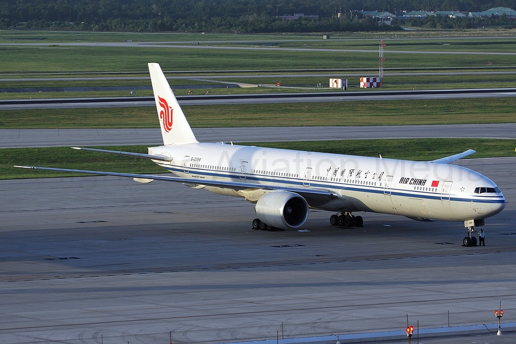 Air China Boeing 777-39L/ER B-2089