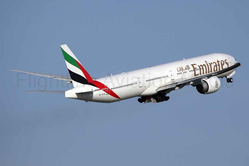 Emirates Boeing 777-31H/ER A6-EGE