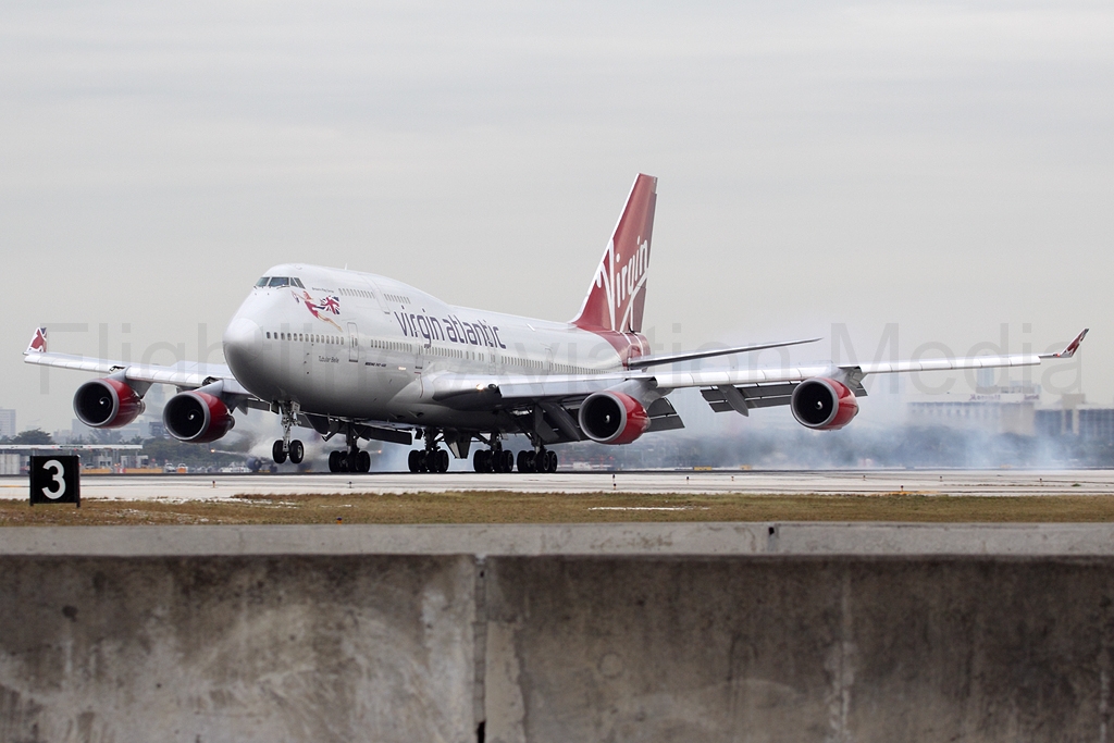 Virgin Atlantic Airways Boeing 747-4Q8 G-VHOT