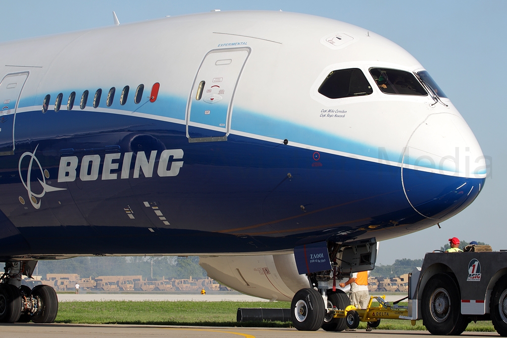Boeing 787-8 Dreamliner N787BA