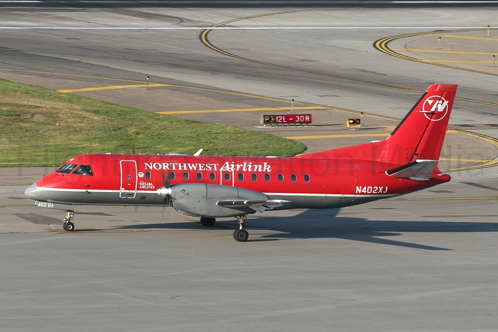 Northwest Airlink (Mesaba Airlines) Saab 340B+ N402XJ