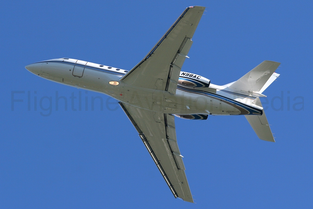 Dassault Falcon 50EX N98AC