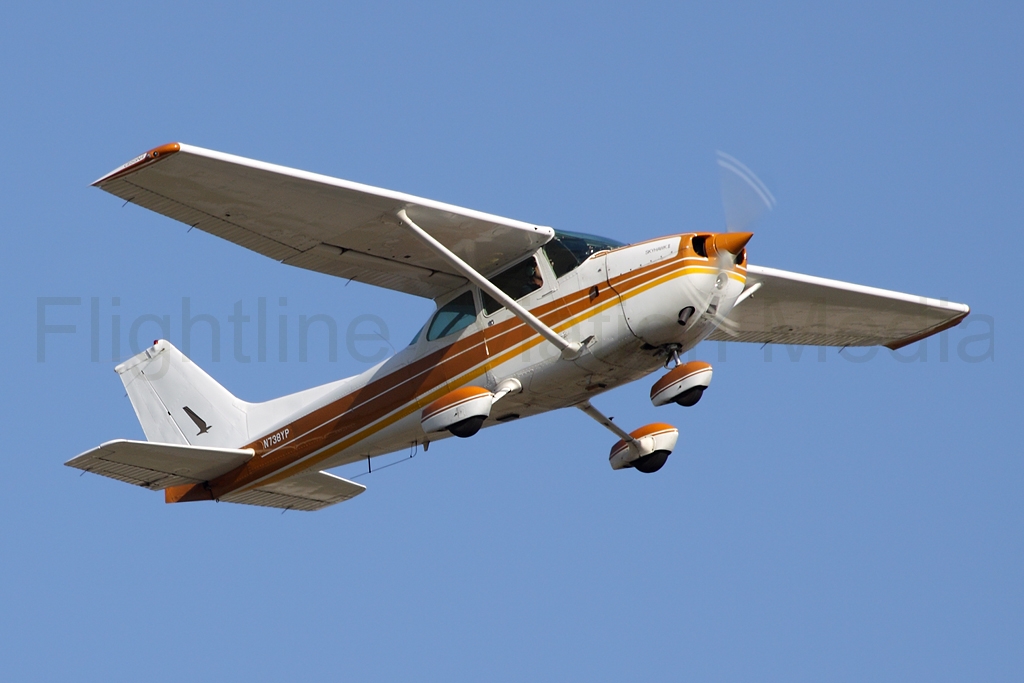 Cessna 172N Skyhawk II N738YP
