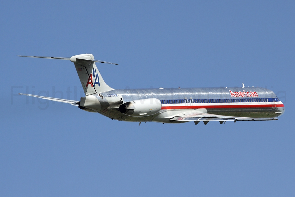 American Airlines McDonnell Douglas MD-83 N972TW