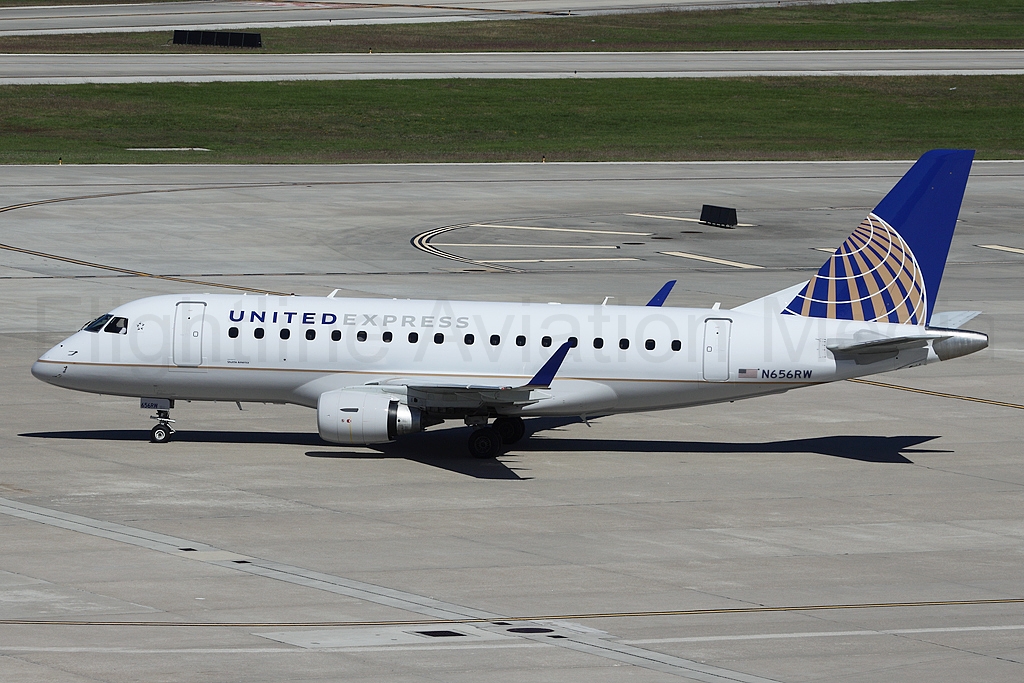 United Express (Shuttle America) Embraer 170 N656RW