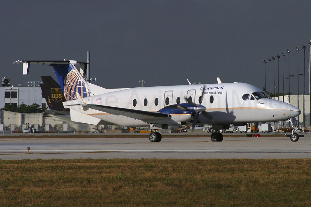 Continental Connection (Gulfstream Airlines) Beech 1900D N49543