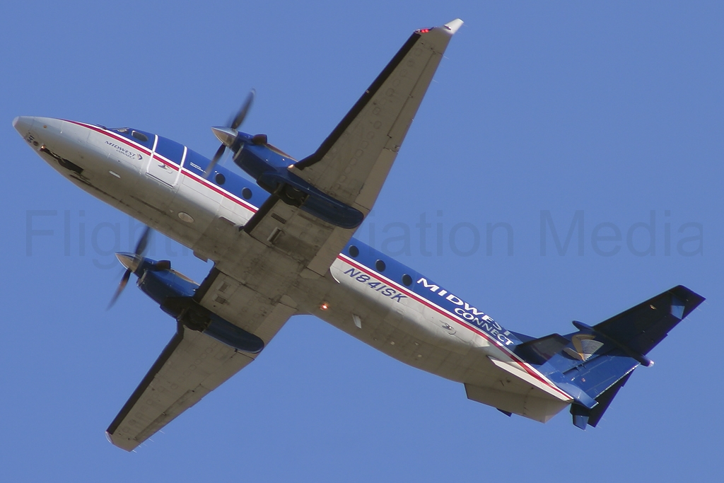 Midwest Connect (Skyway Airlines) Beech 1900D N841SK