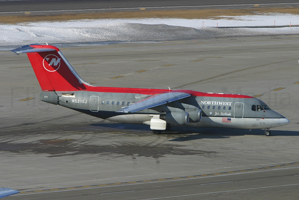 Northwest Airlink (Mesaba Airlines) British Aerospace Avro RJ85 N521XJ
