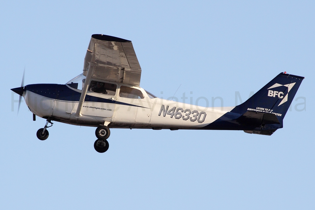 Cessna 172K N46330
