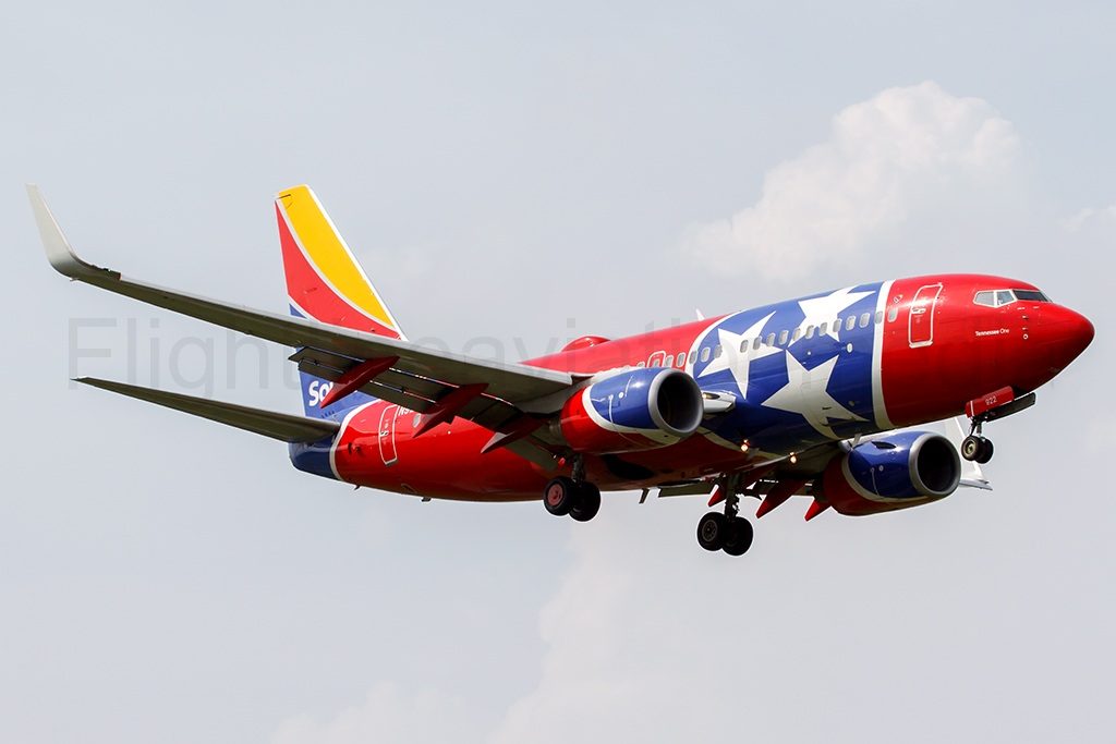 Southwest Airlines Boeing 737-7H4 N922WN
