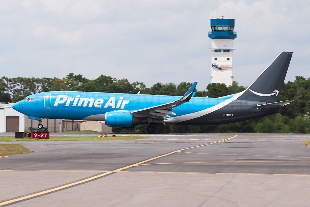 Amazon Prime Air Boeing 737-84P/BCF N7901A