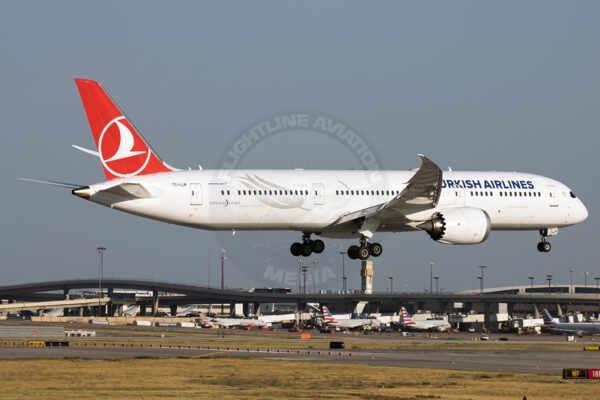 Turkish Airlines Boeing 787-9 TC-LLM